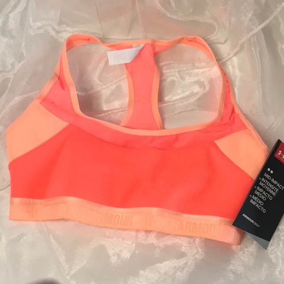 Under Armour Women's Armour Breathe Bra XS - Picture 2 of 3